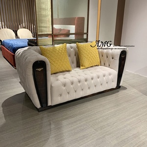 أريكة بنتلي فاخرة خفيفة وعصرية على شكل حرف U في الزاوية ذات تصميم جديد - Product Image 4