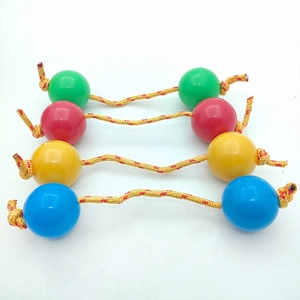 เครื่องดนตรีออร์ฟแบบขายส่ง  กลองเชคเกอร์พลาสติกแบบลูกบอลคู่ พร้อมเชือกคล้องมือ สำหรับเด็ก ฝึกประสาทสัมผัสทางการได้ยิน - Product Image 2