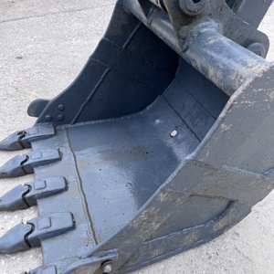 Excavateur sur chenilles <span class=keywords><strong>Takeuchi</strong></span> TB135 de 3 tonnes d'occasion à bas <span class=keywords><strong>prix</strong></span> Composants du noyau hydraulique japonais, y compris le roulement du moteur de la pompe à engrenages - Product Image 5