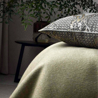 Coussin décoratif jacquard teint en fil, motifs chinois classiques or et vert, texture moderne et soignée pour canapé et chambre à coucher
