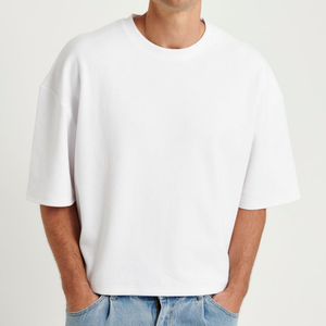 T-Shirt Bianche Oversize da Uomo in 100% Cotone, Personalizzabili con Logo, 250 Gsm, Manica Corta Traspirante - Product Image 4
