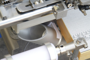 Automatic Round Collar Attaching <b>Sewing</b> Machine Serviced by Tomsewing for T-shirt Garment Factory - Product Image 6