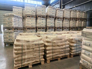 Produits chimiques purificateurs d'eau Coaglants et floculants Coagulant Pac Poly Aluminium Liquide Polyaluminium Chlorure Prix - Product Image 4