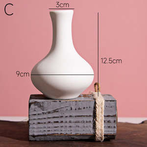 Vase fait main, en porcelaine blanche pure de bisque d'art de table minimaliste, vase en céramique de bourgeon de fleur pour la décoration de salon - Product Image 5