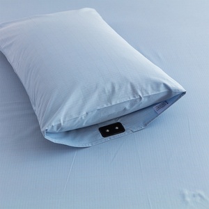 Funda de Almohada Rectangular Tejida y Bordada con Protección EMF y Conexión a Tierra, a Rayas, Lavable, para Uso en el Hogar, Hotel u Hospital - Product Image 1