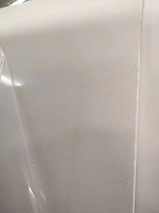 אבן קוורץ לבן טהור באיכות גבוהה עבור משטחי ריצוף ועיצוב פנים