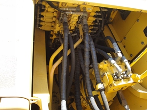 Komatsu Pc220 usado de calidad perfecta de Japón original con buenas condiciones a la venta Máquina Premium - Product Image 4