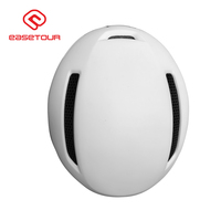 Casque de ski à double structure moulée