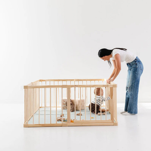 Ahşap bebek oyun parkı değiştirilebilir genişletilebilir bebek oyun çit tulumları için büyük ahşap oyun parkı emniyet bebek kapısı Playard - Product Image 1