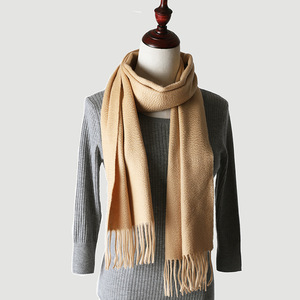 <span class=keywords><strong>Sciarpa</strong></span> di Lusso in Cashmere per l'Inverno, <span class=keywords><strong>Elegante</strong></span> e di Alta Qualità, Unisex per Uomini e Donne, 100% Cashmere Intrecciato, <span class=keywords><strong>Sciarpa</strong></span> <span class=keywords><strong>Nera</strong></span> - Product Image 3