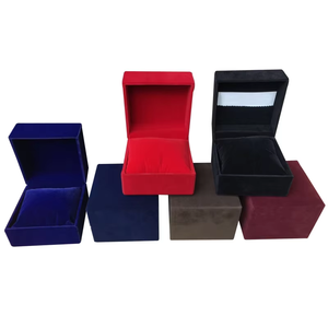Wholesale Custom Logo <b>Watch</b> Boxes & <b>Cases</b> with Velvet Surface & Inner Lining Velvet , Small Size Red <b>Watch</b> <b>case</b> in Square Shape - Product Image 4