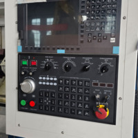 Tour CNC à banc incliné TCK56D-1000, centre de tournage CNC horizontal de 1000 mm de longueur de travail pour l'usinage des métaux