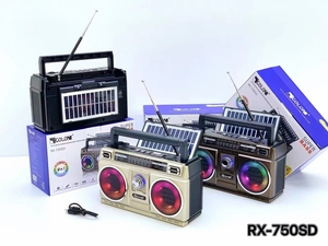 Nouveau panneau solaire FM/TV/AM/SW 4 bandes Batterie intégrée Haut-parleur <span class=keywords><strong>radio</strong></span> stéréo classique rechargeable vintage - Product Image 4
