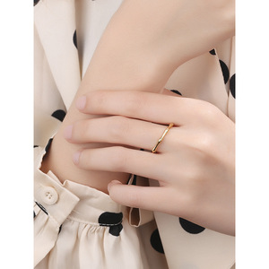 Anillo de Plata de Ley 925 con círculo sónico de bambú, ajustable, minimalista - Product Image 5