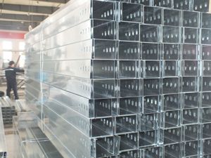 Venta directa de fábrica Bandeja de <span class=keywords><strong>cable</strong></span> galvanizado Bandeja de <span class=keywords><strong>cable</strong></span> de metal <span class=keywords><strong>Caja</strong></span> de <span class=keywords><strong>canal</strong></span> galvanizado en caliente Acero inoxidable 304 - Product Image 3