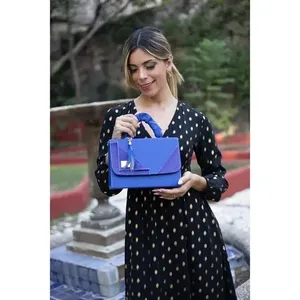 Sac de plage bleu pour femme Fana Mirta, taille moyenne, imperméable, imprimé diamant et perles, style décontracté, double poignée, forme rectangulaire - Product Image 3