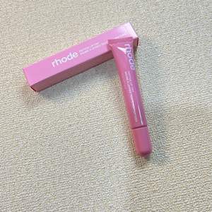 丰满保湿润唇膏 & 光泽度，表面清晰，增强肤色常规尺寸 - Product Image 6