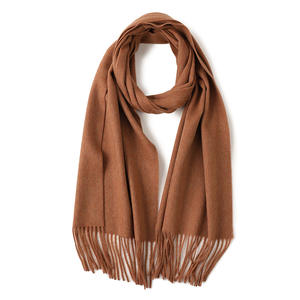 Bufanda de Lana para Mujer, Nueva Colección de Invierno Runyang, Chal de Lana Verde Cachemira con Logotipo Bordado - Product Image 5