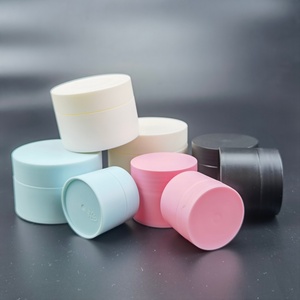 Meilleures ventes : Mini pots cosmétiques mats blancs 5g, pots d'échantillons en plastique avec couvercles, pots à crème, boîtes de voyage pour baume à lèvres - Product Image 3
