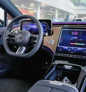 2025 Venta caliente <span class=keywords><strong>precio</strong></span> más bajo stock de fábrica coche <span class=keywords><strong>Mercedes</strong></span> <span class=keywords><strong>EQE</strong></span> <span class=keywords><strong>350</strong></span> sedán de lujo puro eléctrico de lujo <span class=keywords><strong>eqe</strong></span> <span class=keywords><strong>350</strong></span> coche para la venta - Product Image 6