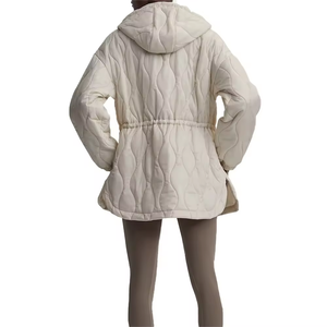 Chaqueta acolchada colorida personalizada y bien diseñada para mujer, <span class=keywords><strong>ropa</strong></span> cálida de invierno, chaquetas largas ajustadas para mujer - Product Image 4