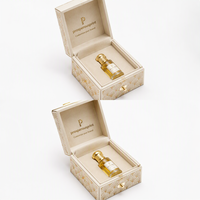Boîte de parfum de luxe en crème avec design éventail en feuille d'or et fermeture à bouton doré, logo personnalisé, emballage cadeau
