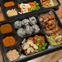 Boîtes à lunch Bento Unisupply 36 oz à 4 compartiments, contenants alimentaires en plastique à emporter avec couvercles
