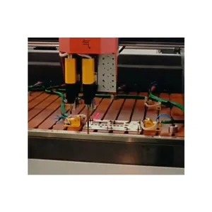 Máquina de soldadura de alimentación de pernos de aluminio CNC de pernos de acero inoxidable