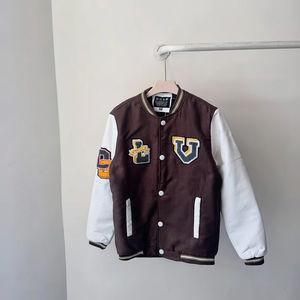 Veste universitaire personnalisée pour hommes avec patch brodé en chenille et manches en cuir, baseball personnalisé pour le jeu - Product Image 1