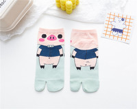 Chaussettes en coton à deux orteils pour femmes, motif dessin animé, multicolore, Jacquard, fendue, cochon, mignon, Tube moyen