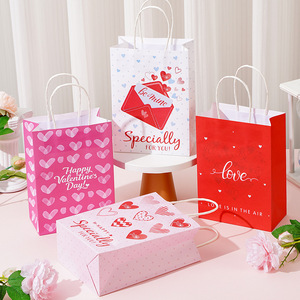 Bolsa <span class=keywords><strong>de</strong></span> mano <span class=keywords><strong>de</strong></span> San Valentín personalizada <span class=keywords><strong>de</strong></span> fábrica, bolsa <span class=keywords><strong>de</strong></span> <span class=keywords><strong>papel</strong></span> <span class=keywords><strong>Kraft</strong></span> decorada con amor rosa, <span class=keywords><strong>bolsas</strong></span> <span class=keywords><strong>de</strong></span> regalo sorpresa para niña con su propio logotipo - Product Image 1