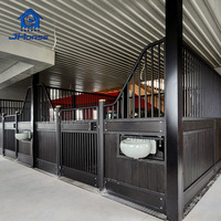 Équipement d'écurie pour chevaux de qualité supérieure JHorse, box d'écurie de luxe de style européen, sur mesure, vente en gros, OEM, ODM pour club