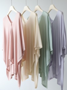 Nuevo estilo de verano Casual <span class=keywords><strong>manga</strong></span> de murciélago Top <span class=keywords><strong>mujer</strong></span> Irregular de longitud media Poncho de protección solar - Product Image 3