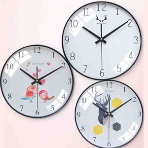 Horloge murale vintage silencieuse, grande, surdimensionnée, rustique, décorative, faite à la main - Product Image 1