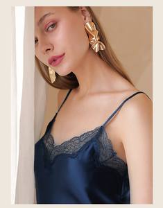 <span class=keywords><strong>Robe</strong></span> de nuit Sexy en soie Pure, col en V profond, garniture en dentelle, vente en gros - Product Image 5