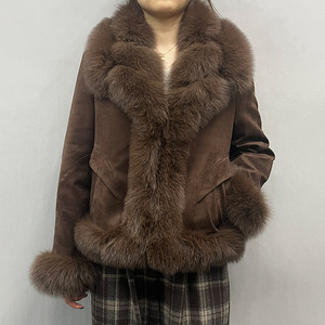 Nuova Giacca Corta in Vera Pelliccia di Volpe e Pelle Scamosciata di Alta Qualità, Morbida e Calda per l'Inverno, Cappotto Imbottito in Piuma d'Oca per Donna - Product Image 2