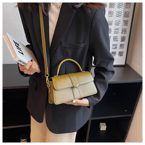 Bolsos de hombro simples personalizados de fábrica, diseño de nicho, bolso de moda Retro para mujer, bolso cruzado de hombro cuadrado pequeño - Product Image 4