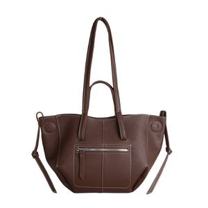 Sac fourre-tout en PU pour femme Foreign Trade Wings, nouvelle collection 2025, style rétro, grande capacité, version coréenne, sac à main tendance et élégant pour le quotidien - Product Image 5