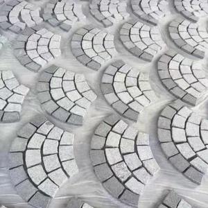 Dalles de pavage en granit gris antidérapantes en forme d'éventail, écologiques, durables, pour allées extérieures et patios, vente directe d'usine, dalles de pavage en <span class=keywords><strong>pierre</strong></span> naturelle - Product Image 2