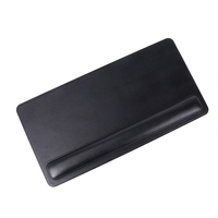 Nouveau produit Arrivée Design personnalisé Logo Bureau Table Gaming Tapis de souris en cuir PU Tapis de souris Clavier Repose-poignet avec caoutchouc