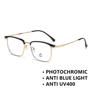 <span class=keywords><strong>Photochromic</strong></span> 렌즈 안티 블루 라이트 브라운 눈썹 골드 메탈 스퀘어 사진 안티 리플 광학 비즈니스 남성 전환 안경 - Product Image 2