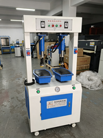 Presse hydraulique à double cylindre à pression réglable pour le collage des semelles supérieures de chaussures de sport et décontractées