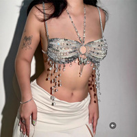 Soutien-gorge Halter à Col Nœud Perlé en Cristal - Soutien-gorge Court à Paillettes et Pompons Papillon pour Femme, Taille Unique, Idéal Soirées Rave