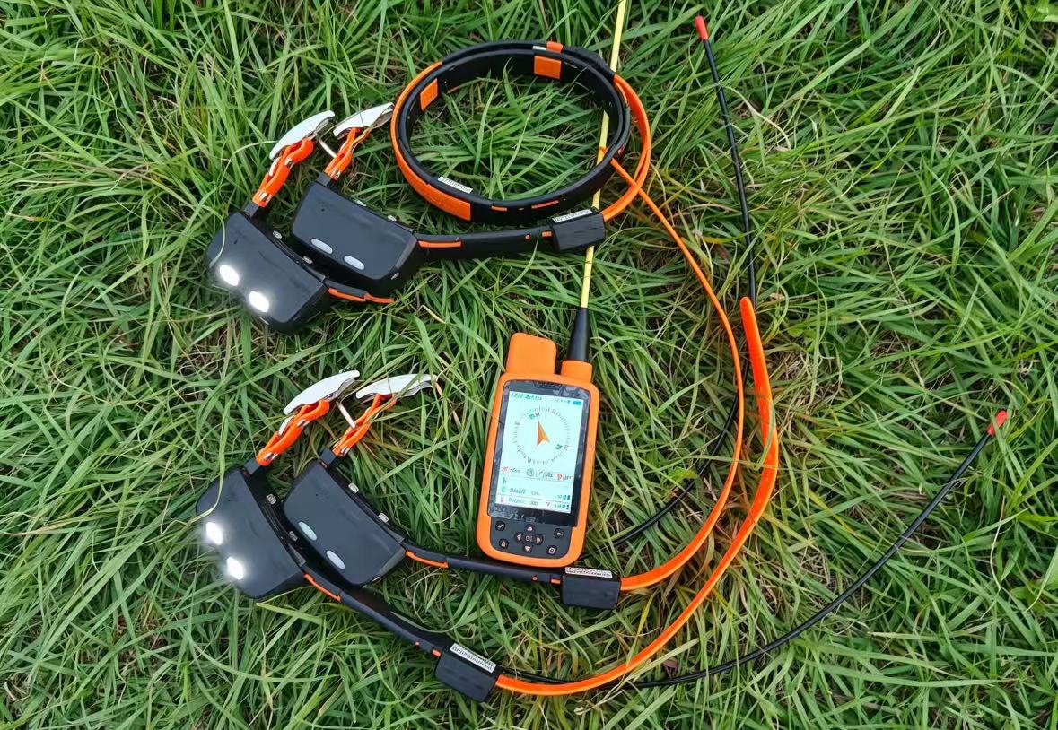 1 appareil portable - 4 colliers