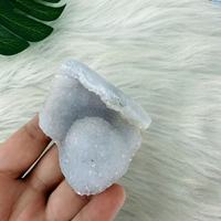 Vente en gros de pierre de cristal naturel de haute qualité irrégulière Druzy Blue Lace Agate Freeform pour la décoration de guérison