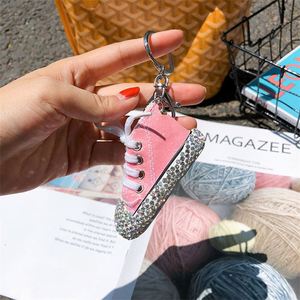 Porte-clés 3D Mini Chaussure en Toile avec Strass en Cristal, Porte-clés Sneaker, Porte-clés pour Sac et Voiture, Souvenir Cadeau - Product Image 5