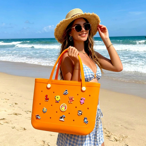 Sac de plage en EVA grande capacité, imperméable, style décontracté, rose et bleu, avec breloques décoratives pour les sorties estivales - Product Image 1