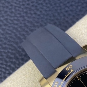 Montre mécanique classique de luxe en dropshipping, fabrication durable, bracelet en métal, fonction date rétro, détail cristal bleu tendance - Product Image 2