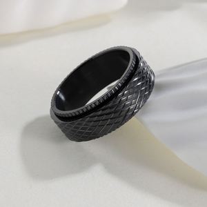 Anillo Giratorio de Acero Inoxidable de Alta Calidad de 8MM con Patrones Grabados, Venta al por Mayor, Estilo Hip Hop, Logotipo Personalizado, Sin Deslustre, para Hombre - Product Image 4