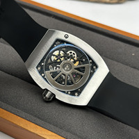 Montre mécanique automatique de luxe haut de gamme 6701 pour homme, boîtier tonneau en alliage de titane, tourbillon, verre saphir, réserve de marche